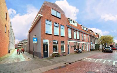Oosterstraat 84