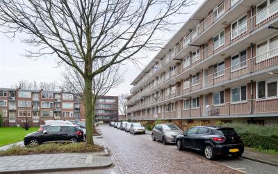 van Hoornbe. 9-C