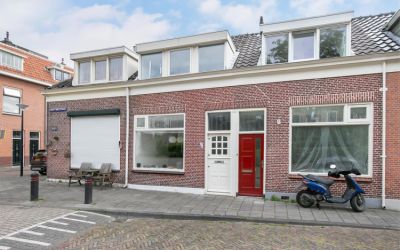Van der Hor. 1