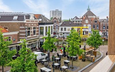 Markt 10-B