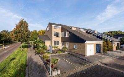 Wegedoorn 28
