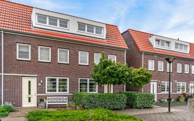 Houten Baak 27