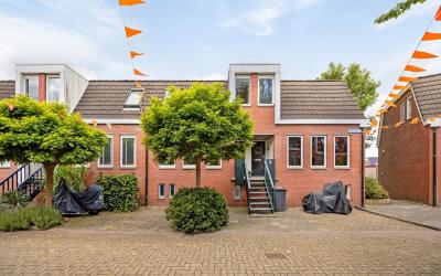 Steenen Dij. 30
