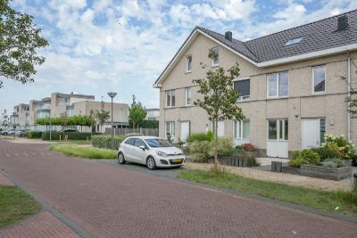 Leen van der Houwenstraat 26