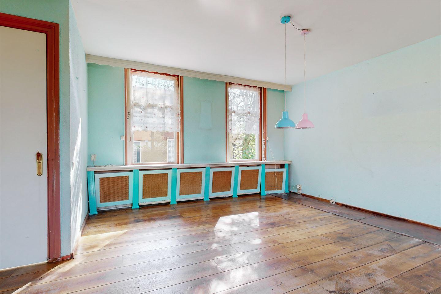 Twee-onder-één-kap te koop: Dorpsstraat 189, Hoogvliet Rotterdam