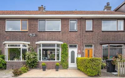 Voorweg 24