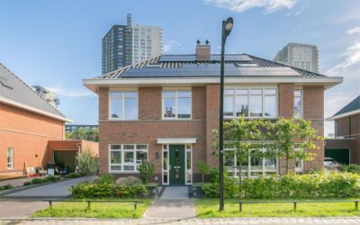 Arnout van. 41