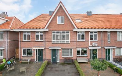 Arnout van. 56