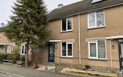 Jeltje de B. 15