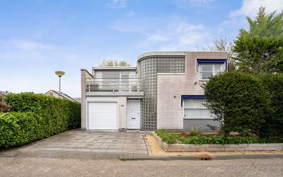 Mien Sneevl. 22