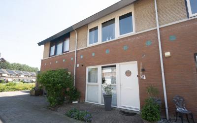 Truus Schrö. 12