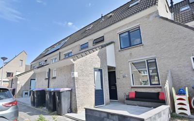 Roosje Voss. 7