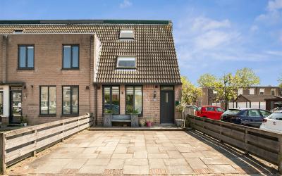 Hogeweg 63