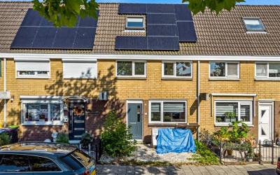 Carmenstraat 8