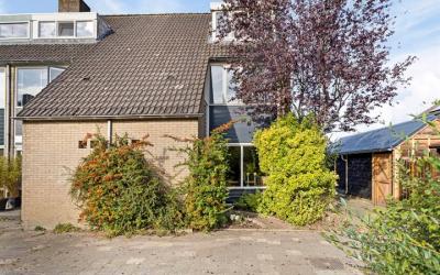 Mantelschelp 20, Hellevoetsluis (3225 BE) - Huispedia.nl