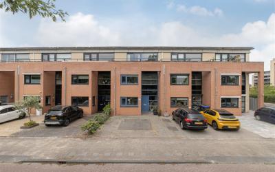 Etudestraat 24