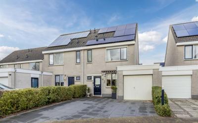 Maarten Trompstraat 3