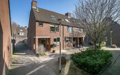 Lijsterbes 18
