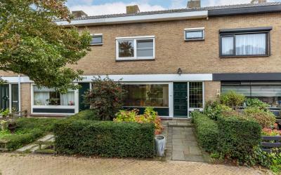 Raadhuislaan 44