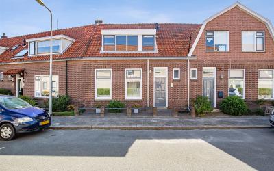 Donkereweg 13