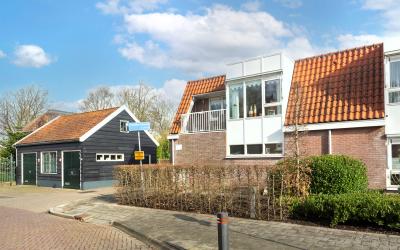 Oostelijke. 30