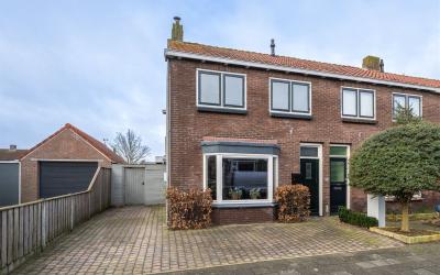 Steneweg 68