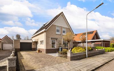 Oranjestraat 25