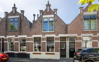 van Aerssen. 32