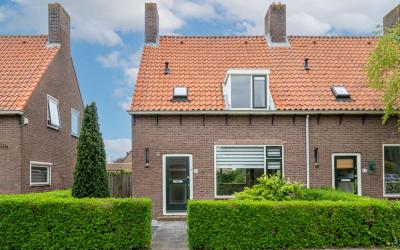 Langeweg 64