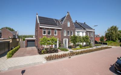 Het Konings. 8
