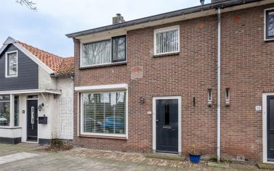 Emmastraat 12