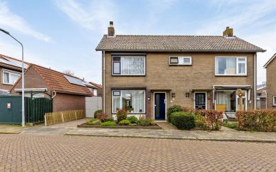 Oranjestraat 1