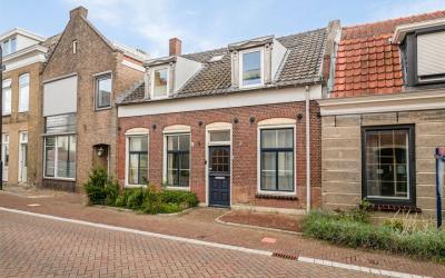 Voorstraat 9