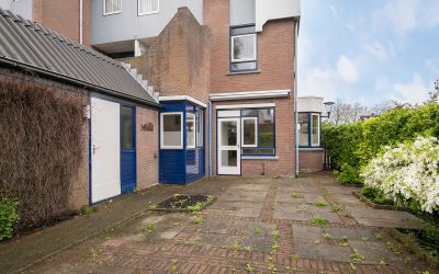 Bakhuis 7
