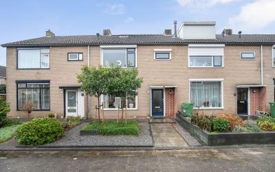 Ridder van. 23
