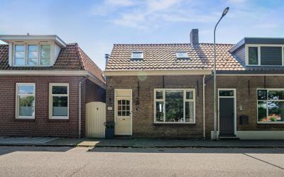 Dorpsstraat 93