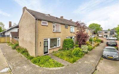 Leliestraat 1