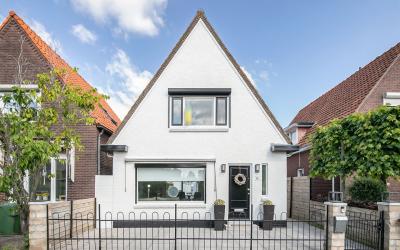 Parallelweg 16