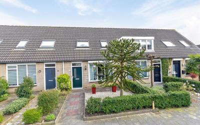 Biezenveld 15