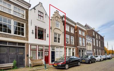 Hoge Nieuws. 11