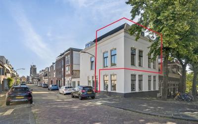 Sluisweg 82