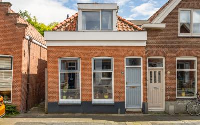 Komatistraat 40