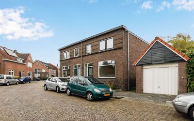 Hoekenesses. 48