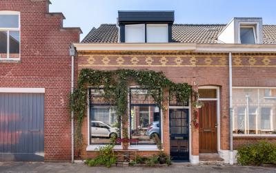 Oranjestraat 37