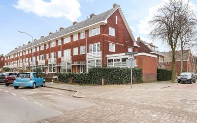 Van Baerles. 90