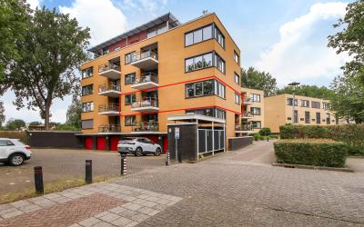 Van Eestere. 236