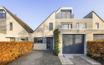 Van Doesbur. 43