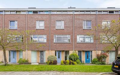 Van Ewijcks. 16