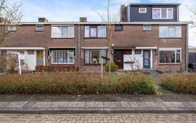 Van Deyssel. 41
