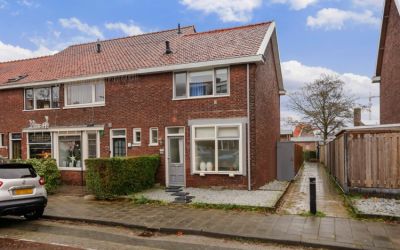 Juliana van. 10